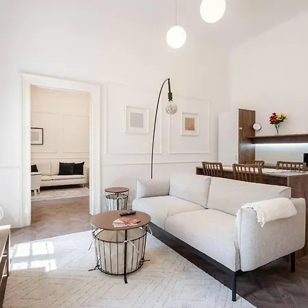 Stylish In The Center With Ac Budapest